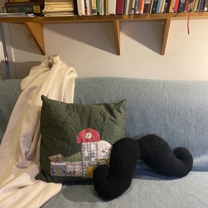 Kackiás bajusz - bajusz formájú puha párna - Meska.hu