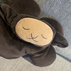 Bárányfelhő vagy viharfelhő - bárány formájú puha párna - otthon & életmód - lakástextil - párna & párnahuzat - díszpárna (belsővel együtt) - Meska.hu