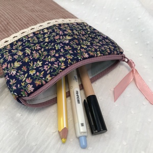 Teáscsésze vagy bögre neszesszer vagy tolltartó - otthon & életmód - papír, írószer - tolltartó & ceruzatekercs - Meska.hu