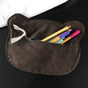 Maci, mackó neszesszer vagy tolltartó - otthon & életmód - papír, írószer - tolltartó & ceruzatekercs - Meska.hu