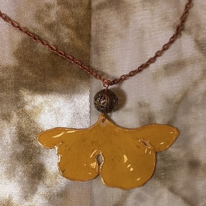 Gömbös ginkgo medál - kicsi - ékszer - nyaklánc - medál - Meska.hu