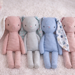 Ölelő nyuszi-kék - Meska.hu