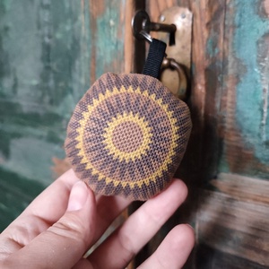 Textil kulcstartó  Sünfiú - táska & tok - kulcstartó & táskadísz - kulcstartó - Meska.hu