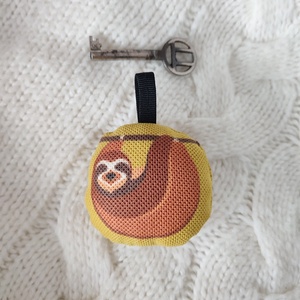 Textil kulcstartó  Lajhár - táska & tok - kulcstartó & táskadísz - kulcstartó - Meska.hu