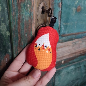 Textil kulcstartó  Róka - táska & tok - kulcstartó & táskadísz - kulcstartó - Meska.hu