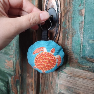 Textil kulcstartó  Teknős - táska & tok - kulcstartó & táskadísz - kulcstartó - Meska.hu