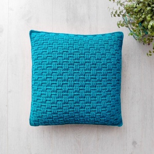 Sötét türkiz horgolt kétoldalas díszpárna huzat 40x40 cm -  - Meska.hu