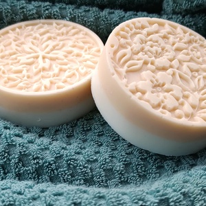 Narancs - citromfű illatú kecsketejes szappan - Meska.hu