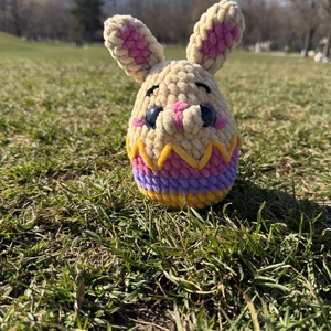 Horgolt húsvéti nyuszitojás - ünnepi díszek, dekorációk - húsvéti díszek és dekorációk - húsvéti tojás, hímestojás - Meska.hu