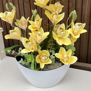 Orchidea asztaldísz különlegess�g - otthon & életmód - virágdekoráció - virágdíszek - virágdísz kaspóban - Meska.hu