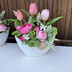 Tulipános asztaldísz 25 cm , Otthon & Életmód, Virágdekoráció, Virágdíszek, Virágdísz kaspóban, Virágkötés, MESKA
