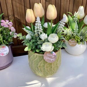 Tulipános asztaldísz - otthon & életmód - virágdekoráció - virágdíszek - virágdísz kaspóban - Meska.hu