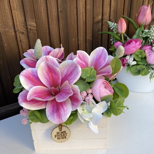 Nőnapi asztaldísz - otthon & életmód - virágdekoráció - virágdíszek - virágdísz kaspóban - Meska.hu