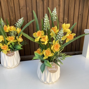 N�rcisz asztaldísz, Otthon & Életmód, Virágdekoráció, Virágdíszek, Virágdísz kaspóban, Virágkötés, MESKA