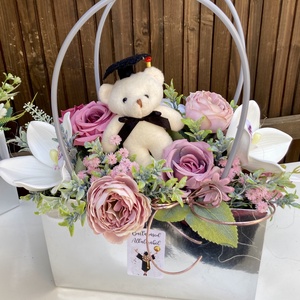 Ballagási virágt�ska - otthon & életmód - virágdekoráció - virágok - virágcsokor - Meska.hu