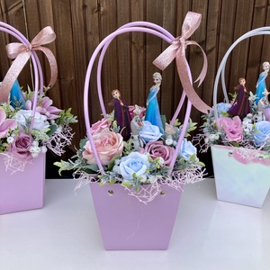   Jégvarázs  ballagó vir�gtáska, Otthon & Életmód, Virágdekoráció, Virágok, Virágcsokor, Virágkötés, MESKA