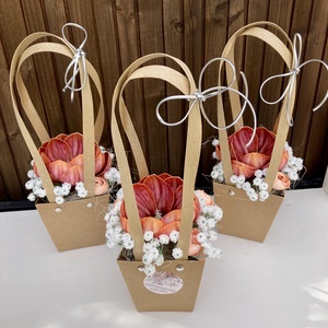 Anyák napi vir�gt�ska, Otthon & Életmód, Virágdekoráció, Virágok, Virágcsokor, Virágkötés, MESKA