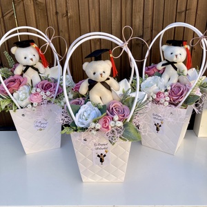 Ballagási virágtáska - otthon & életmód - virágdekoráció - virágok - virágcsokor - Meska.hu