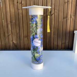 Ballagási virágbox fiúknak - otthon & életmód - virágdekoráció - virágok - virágcsokor - Meska.hu