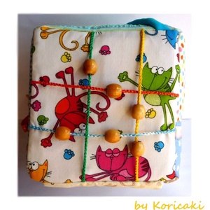 Óriás foglalkoztató/ fejlesztő kocka kicsiknek -  - Meska.hu