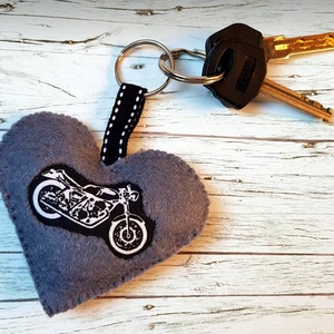 Motoros kulcstartó - Meska.hu Motoros kulcstartó - Meska.hu