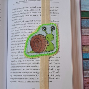 Csiga-biga gumis könyvjelző - minden korosztálynak - könyv & zene - könyvjelző - Meska.hu