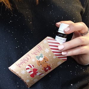 Levendula olaj karácsonyi , ünnepi kiszerelés - karácsony - kellékek & szerszámok - kozmetikai alapanyag - illóolajok - Meska.hu