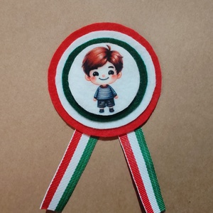 Kisfiús kokárda 3. - ékszer - kitűző és bross - Meska.hu