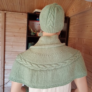 Mentazöld pelerin kézmelegítő sapka - ruha & divat - sál, sapka, kendő - kesztyű - Meska.hu