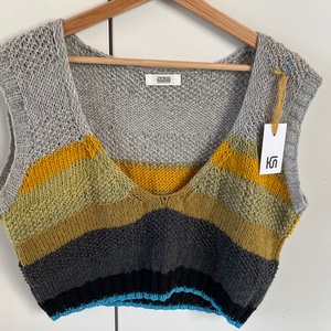 STRIPY VEST - kötött könnyű gyapjú mellény, Ruha & Divat, Női ruha, Mellény, Kötés, MESKA