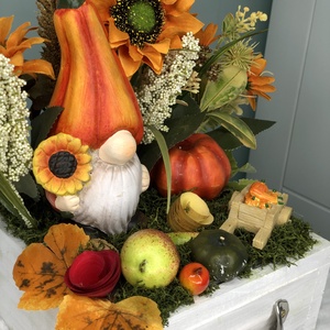 Tökös manó asztaldísz fehér fadobozban - kellékek & szerszámok - dekorációs kellékek - őszi dekor - őszi dekortök - Meska.hu