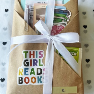 Blind date with a book 12. (thriller), Könyv & Zene, Könyv, Scrapbook, Mindenmás, MESKA