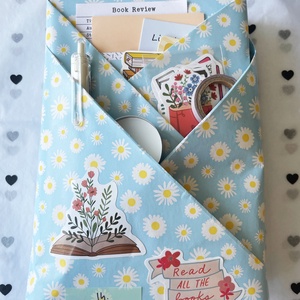 Blind date with a book 14. (fantasy), Könyv & Zene, Könyv, Scrapbook, Mindenmás, MESKA