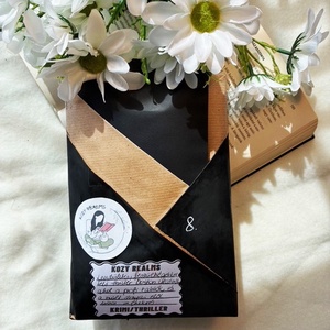 Blind date with a book 8. (thriller), Könyv & Zene, Könyv, Scrapbook, Mindenmás, MESKA