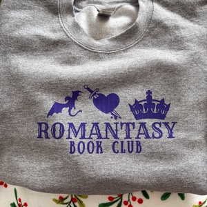 Romantasy book club  Póló, pulóver, Ruha & Divat, Férfi ruha, Póló, , MESKA