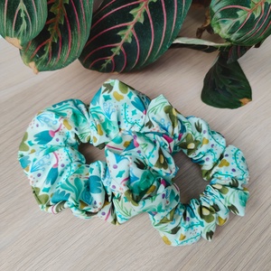 Scrunchie hajgumi kék - ruha & divat - hajdísz & hajcsat - hajgumi - Meska.hu