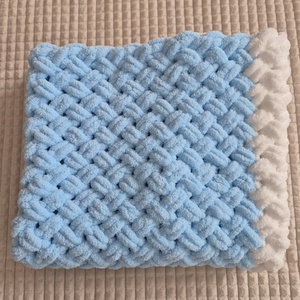 Babatakaró fehér-világoskék színben - otthon & életmód - babaszoba, gyerekszoba - babatakaró, gyerek pléd - Meska.hu