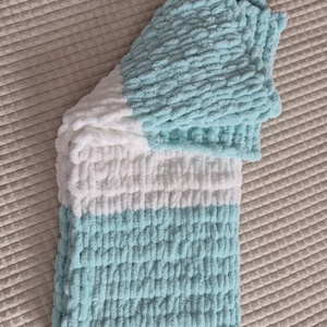 Babatakaró menta-fehér színben - otthon & életmód - babaszoba, gyerekszoba - babatakaró, gyerek pléd - Meska.hu