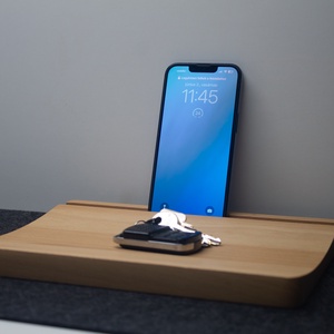 Ovális asztali rendező rendszerező tömörfa tál tálca, Everyday Carry, EDC, kártya tartó, pénztárca, kulcs, telefon, Otthon & Életmód, Tárolás & Rendszerezés, Íróasztali tároló, Famegmunkálás, MESKA