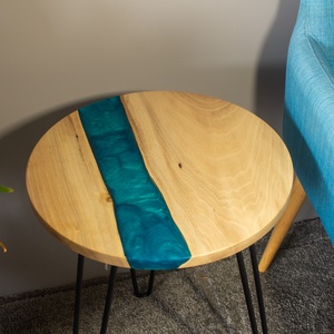 Diófa kék kőr alakú asztal, kisasztal, lerakó asztal, dohányzó asztal, folyó asztal, river table epoxy table ajándék , Otthon & Életmód, Bútor, Asztal, Famegmunkálás, MESKA