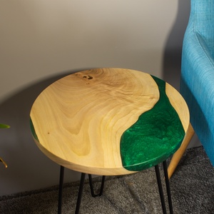Diófa zöld kőr alakú asztal, kisasztal, lerakó asztal, dohányzó asztal, folyó asztal, river table epoxy table ajándék , Otthon & Életmód, Bútor, Asztal, Famegmunkálás, MESKA