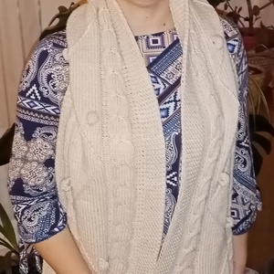 Kapucnis sál, kézzel kötött beige színű  - ruha & divat - sál, sapka, kendő - Meska.hu