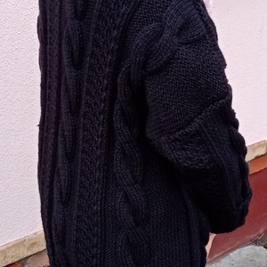 Kézi kötéssel készült kabát.  - Meska.hu