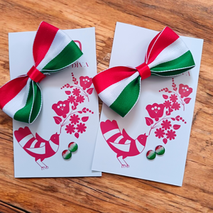 Magyaros pöttyfülbevaló, masni hajcsattal - Meska.hu