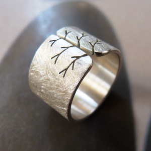 Fa ezüst gyűrű (széles, csiszolt)  - ékszer - gyűrű - kerek gyűrű - Meska.hu