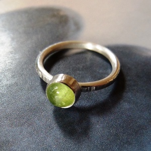 Peridot ezüst gyűrű  -  - Meska.hu