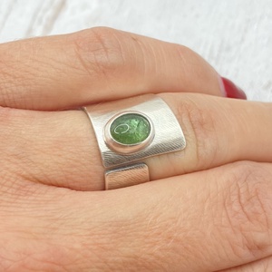 Peridot ezüst gyűrű  - ékszer - gyűrű - statement gyűrű - Meska.hu