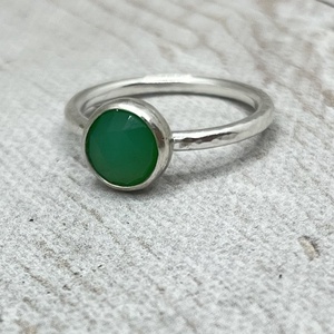 Krizopráz ezüst gyűrű  - ékszer - gyűrű - kerek gyűrű - Meska.hu