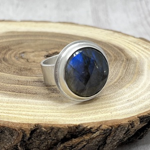 Ezüst gyűrű labradorittal - Meska.hu