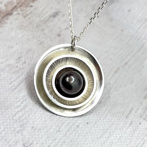 Fekete gyöngyös ezüst nyaklánc - ékszer - nyaklánc - medál - Meska.hu Fekete gyöngyös ezüst nyaklánc - ékszer - nyaklánc - medál - Meska.hu